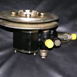 Mercedes-Benz 600 W100 Hydraulic pump new